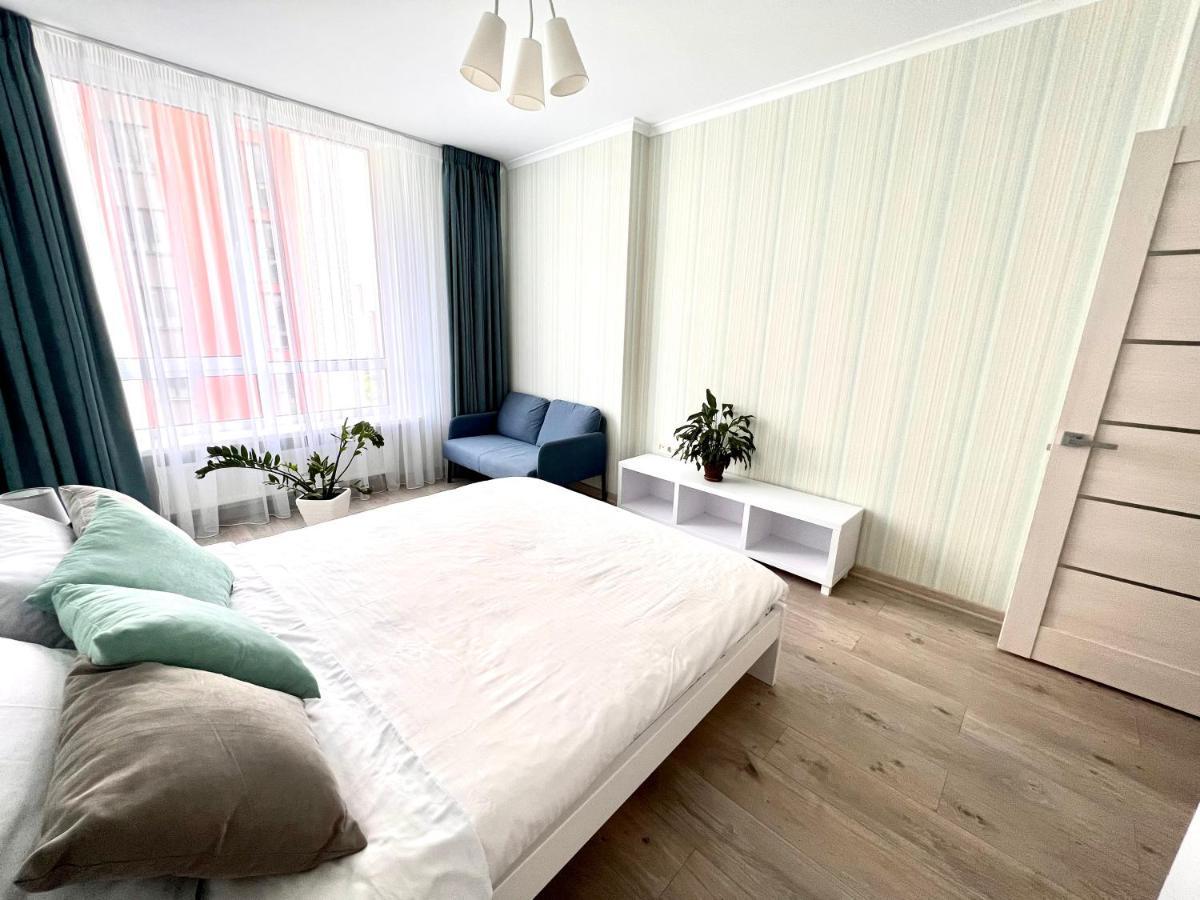 Osapart Cozy Apartment In A Complex Semycvit Львів Екстер'єр фото