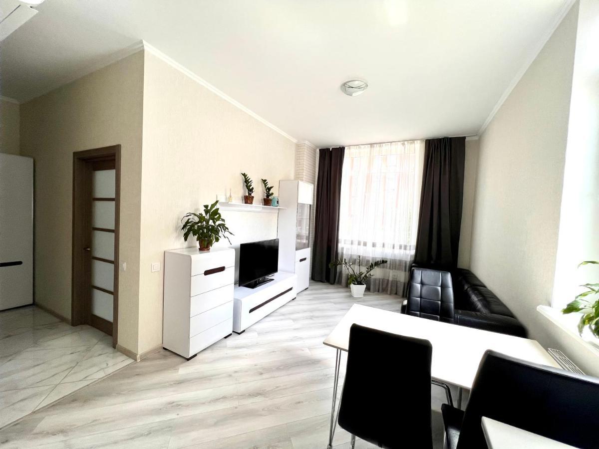 Osapart Cozy Apartment In A Complex Semycvit Львів Екстер'єр фото
