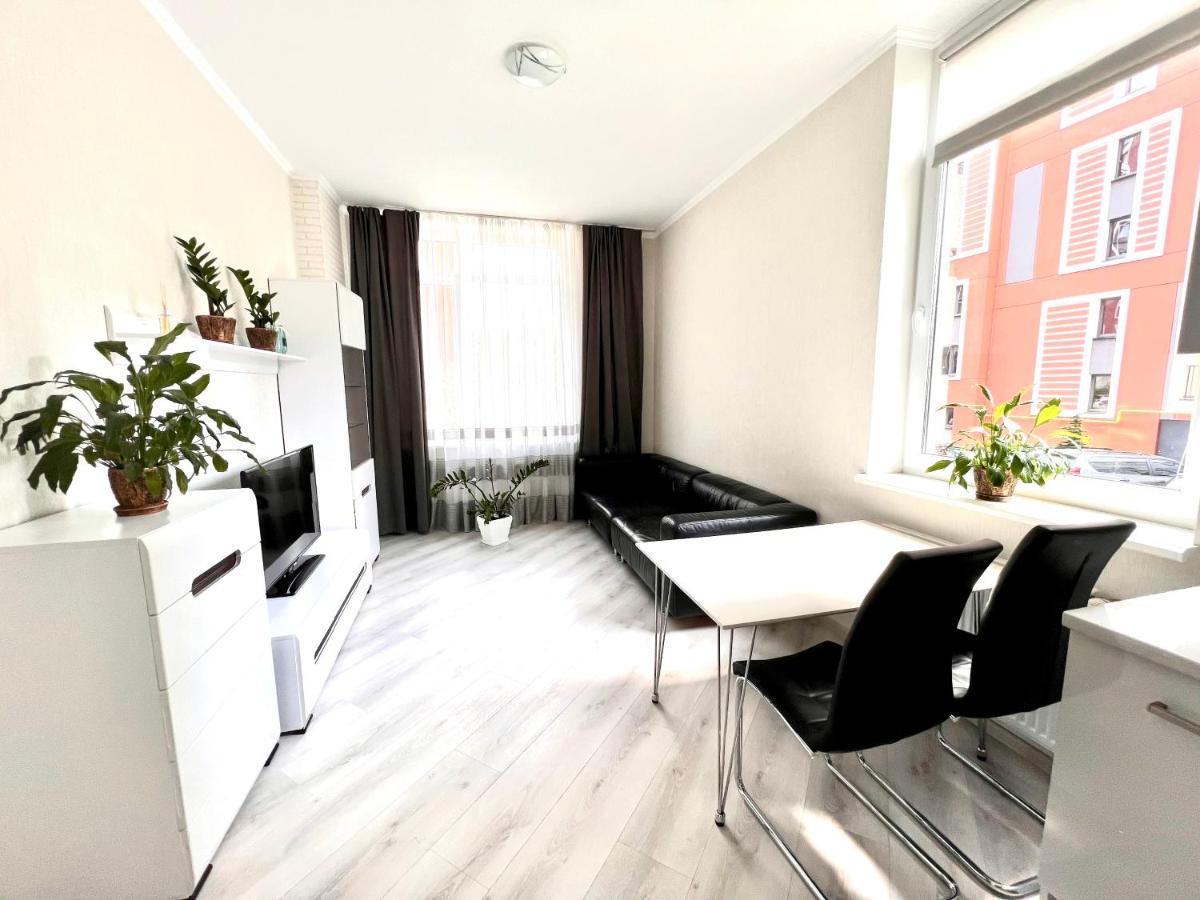 Osapart Cozy Apartment In A Complex Semycvit Львів Екстер'єр фото
