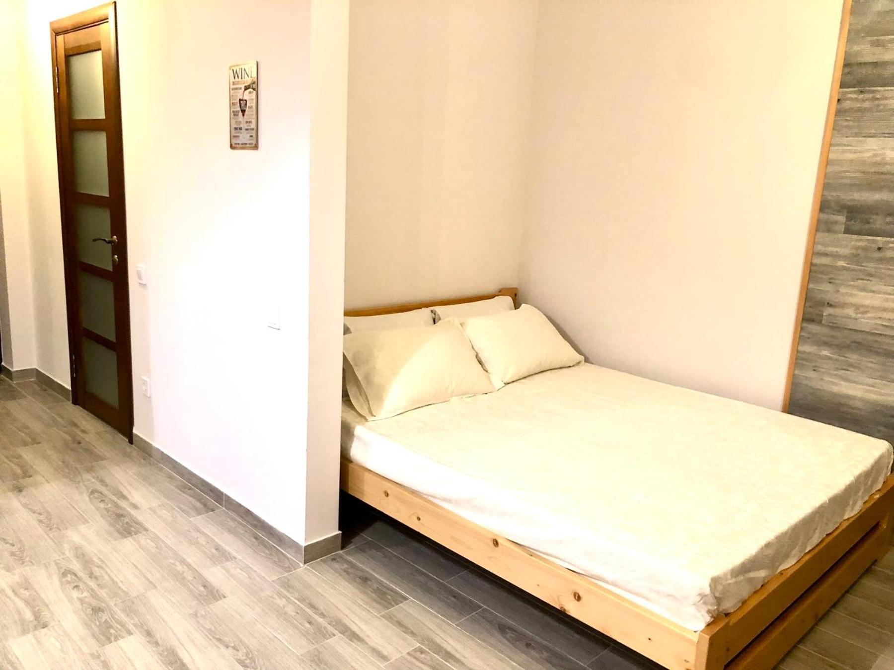 Osapart Cozy Apartment In A Complex Semycvit Львів Екстер'єр фото