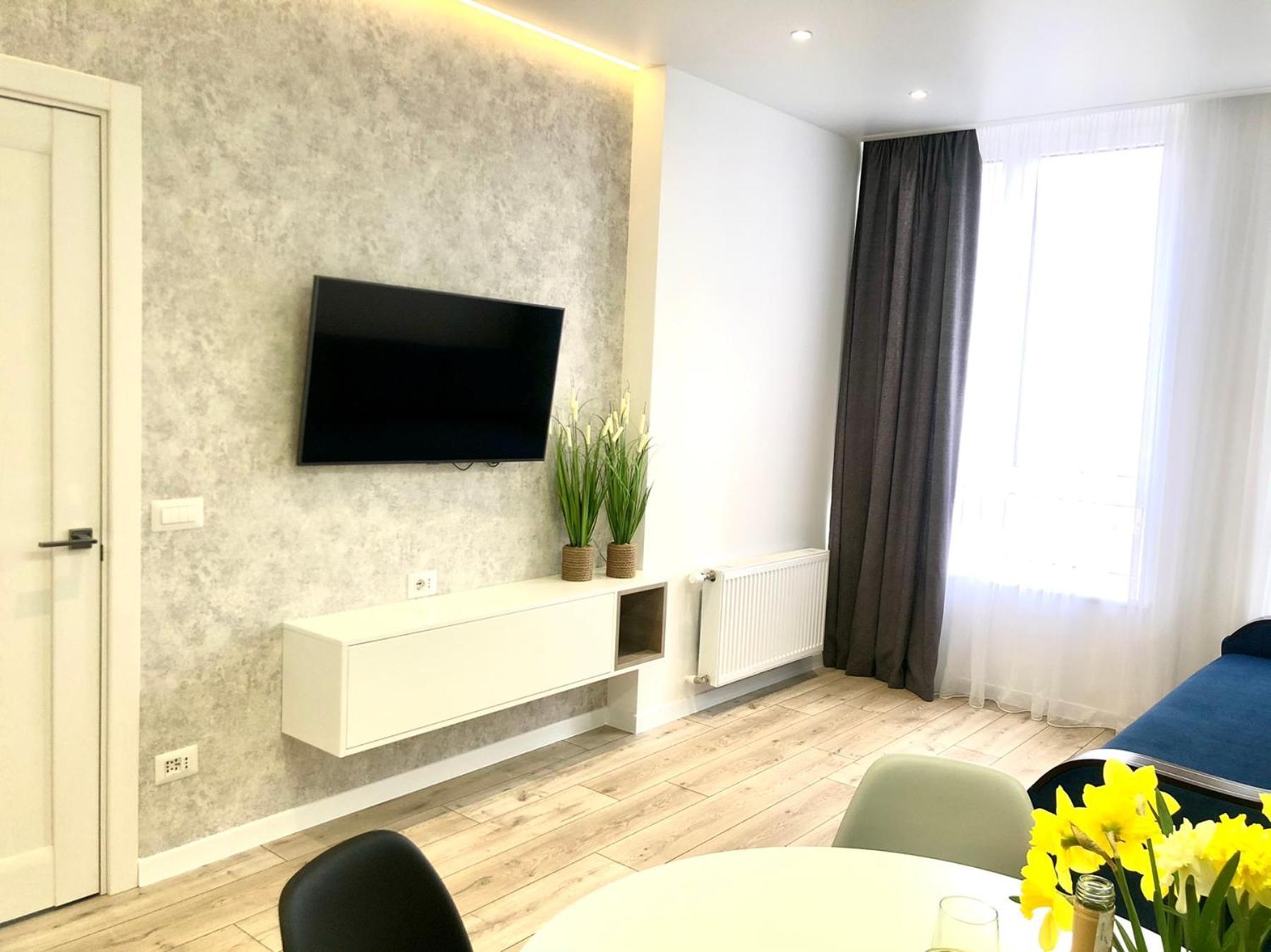 Osapart Cozy Apartment In A Complex Semycvit Львів Екстер'єр фото